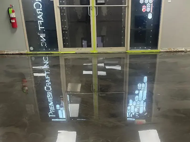 Epoxy Flooring sample from The Tile Genie in Oklahoma City showing off a new, stylish, reflective floor.